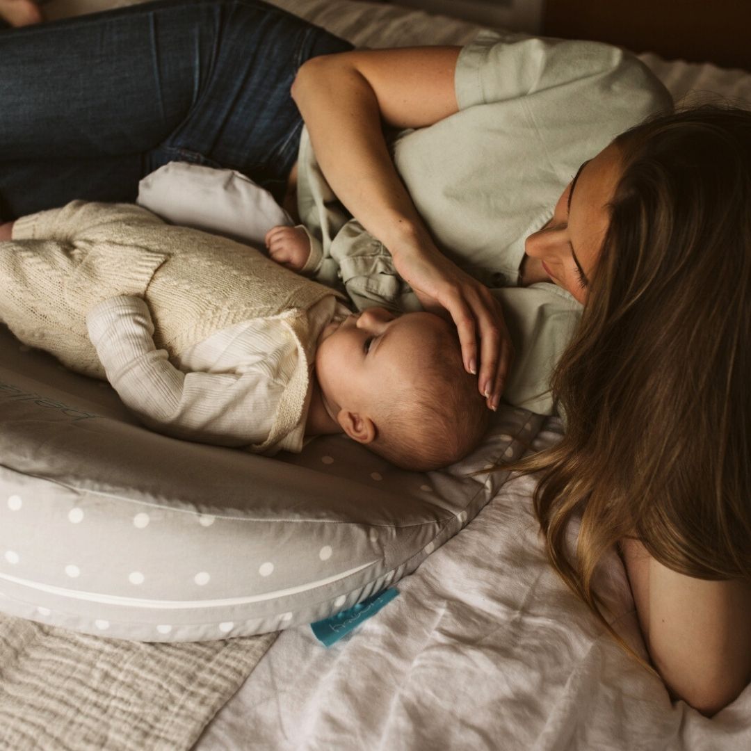 Lie-Down Breast Feeding Pillow - Dotted